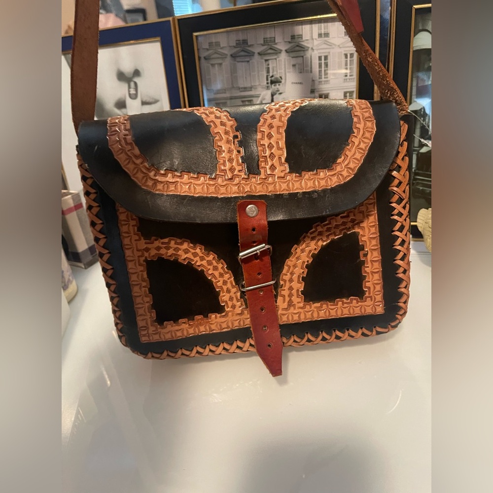 NWOT Moroccan Leather Handmade crossbody bag 100% leather 🤎🤎🤎